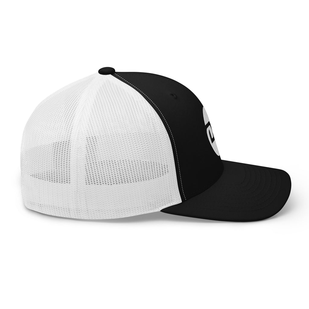 Black & white hat